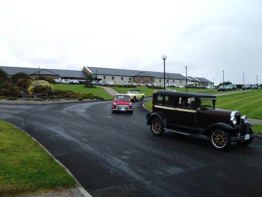 Broadhaven Bay Hotel Belmullet Eksteriør billede